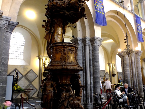 Chaire - Cathédrale Notre-Dame de Tournai