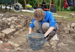 Sondage archéologique sur le site du château d'Eaucourt-sur-Somme (France) - Août 2015