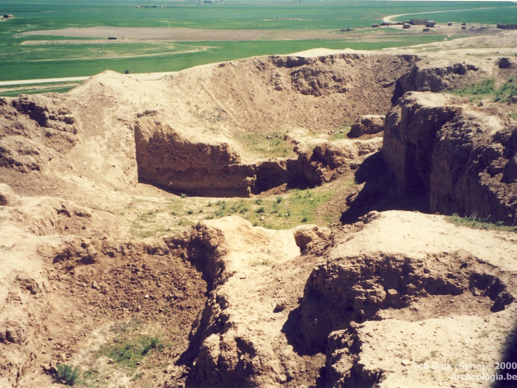 Fouilles archéologiques sur le site de Tell Brak 