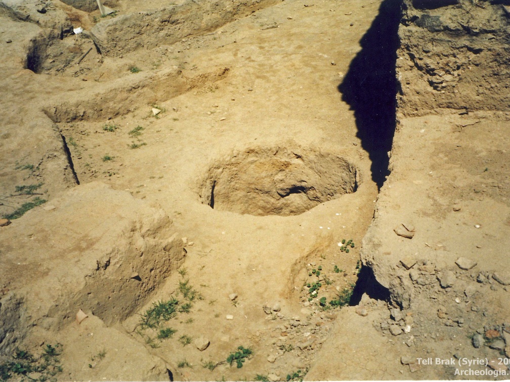 Fouilles archéologiques sur le site de Tell Brak 