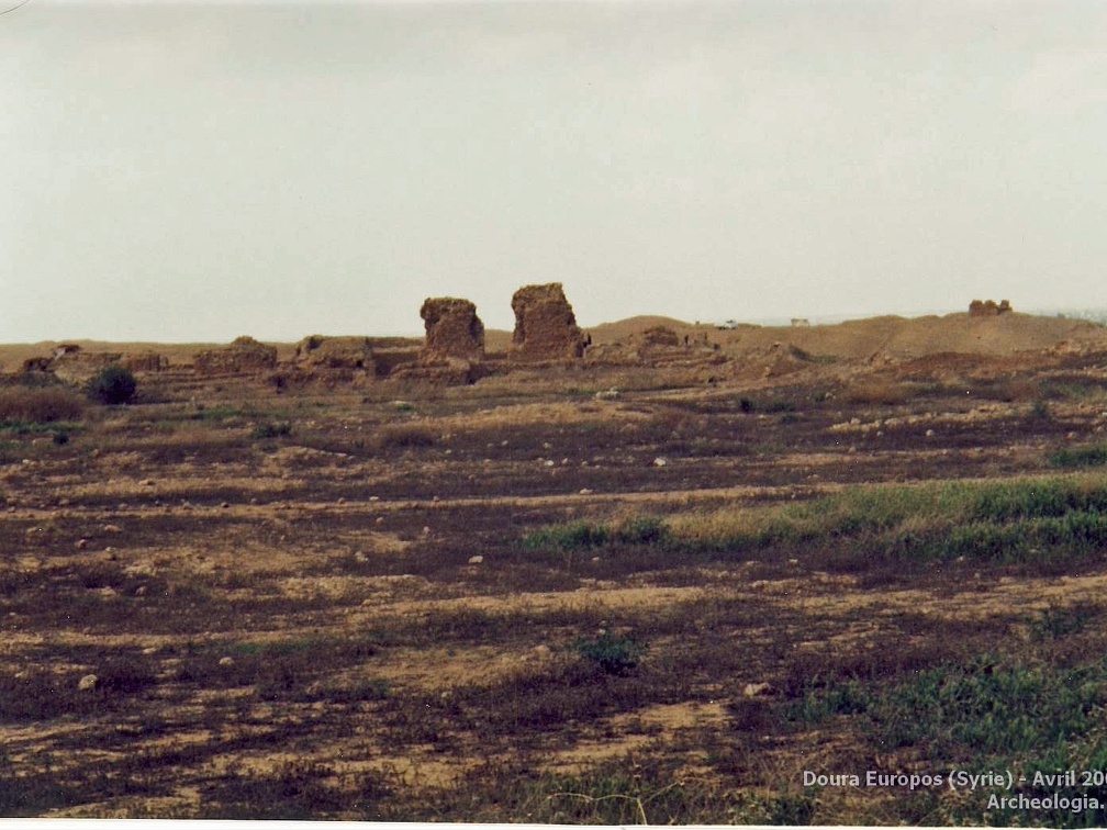 Le long de l'Euphrate - Avril 2002