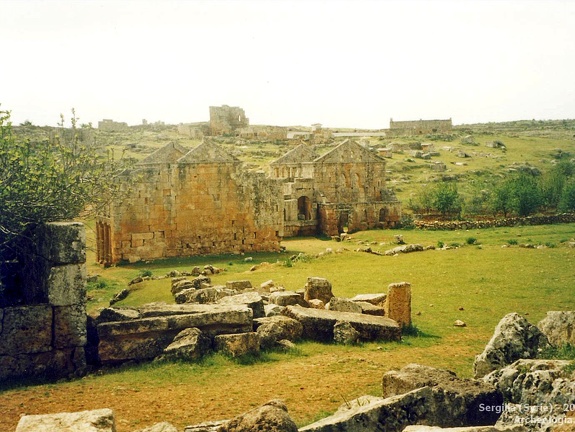 Eglise sous le territoire d'une des "villes mortes" de Syrie