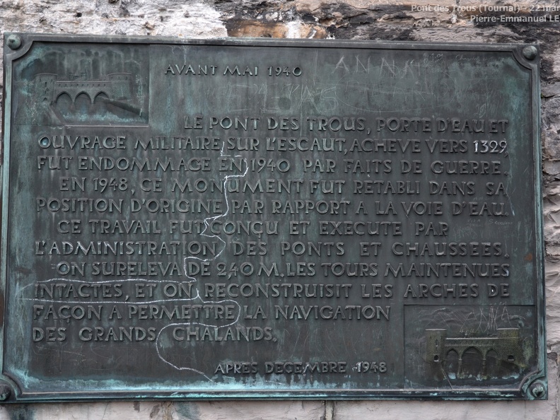 Pont des Trous - Monument emblématique de la Ville de Tournai