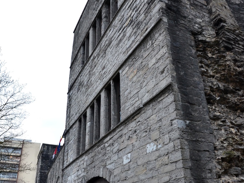 Pont des Trous - Monument emblématique de la Ville de Tournai