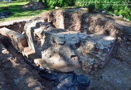 Sondage archéologique sur le site du château d'Eaucourt-sur-Somme (France) - Août 2015