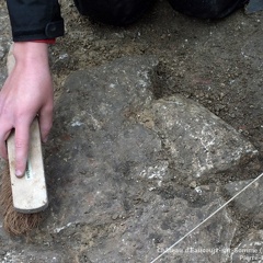 Sondage archéologique sur le site du château d'Eaucourt-sur-Somme (France) - Août 2015