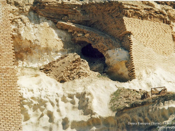 Le long de l'Euphrate - Avril 2002